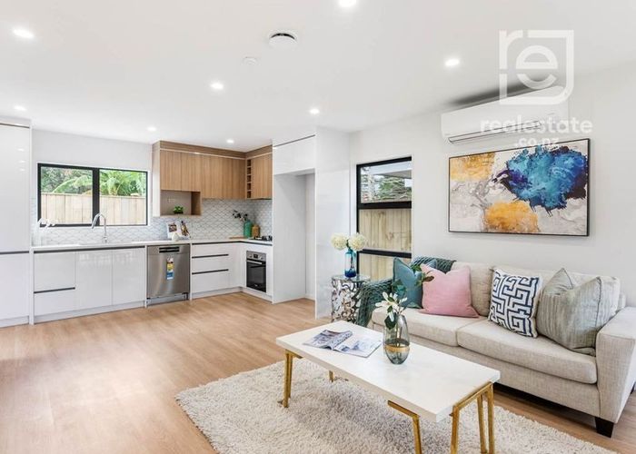  at 2/36 Sunnyside Crescent, Papatoetoe, Manukau City, Auckland