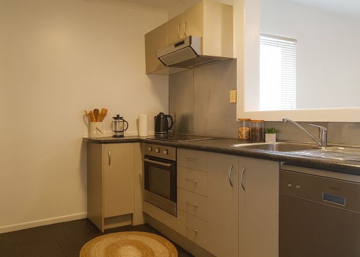  at 6A O'Connell Street, Manurewa, Manukau City, Auckland