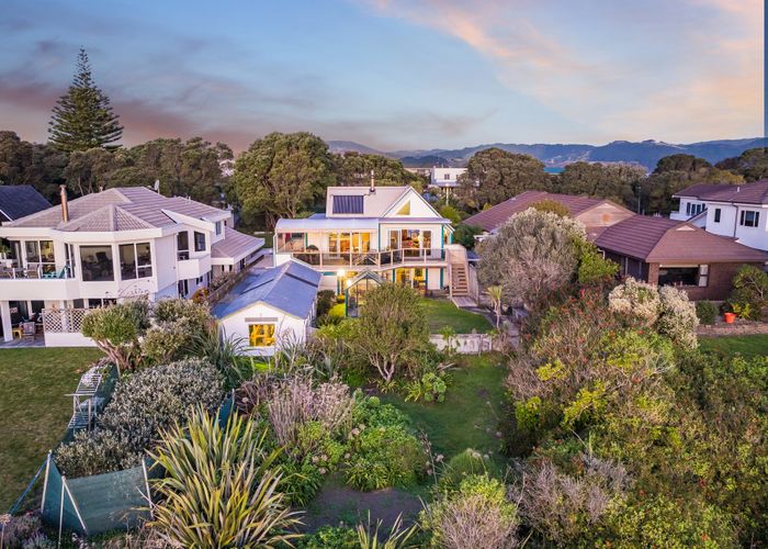  at 19 Manly Street, Paraparaumu Beach, Paraparaumu