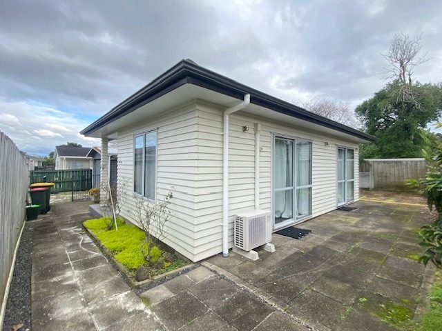 at 20A Lisa Rise, Half Moon Bay, Manukau City, Auckland