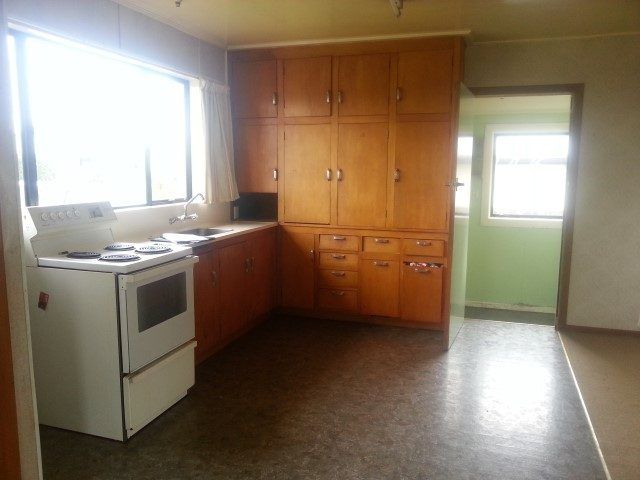  at 42 Holloway Street, Waikiwi, Invercargill, Southland