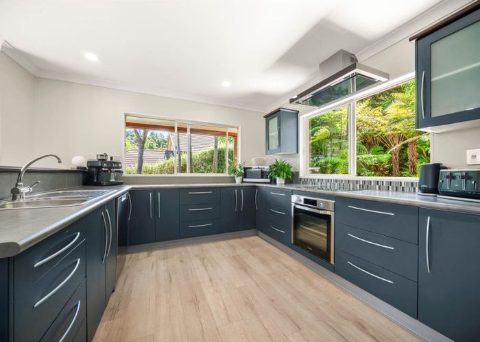  at 9 Helen Ryburn Place, Torbay, North Shore City, Auckland