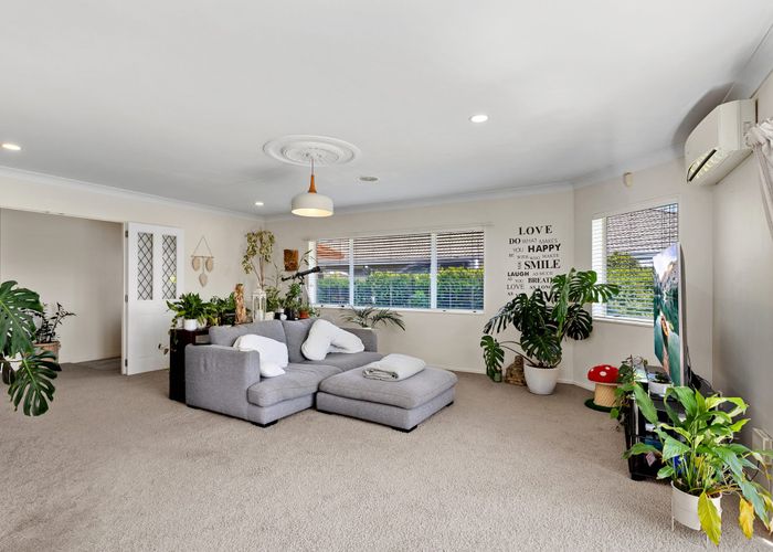  at 10 Aldermen Avenue, Papamoa Beach, Papamoa
