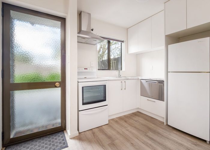  at 2/112A Poulson Street, Addington, Christchurch City, Canterbury
