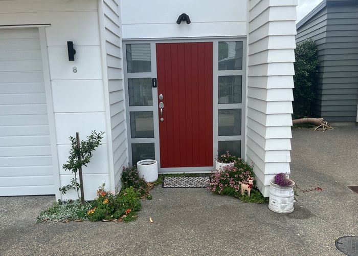  at 8 Ruhanui Lane, Pakuranga Heights, Manukau City, Auckland