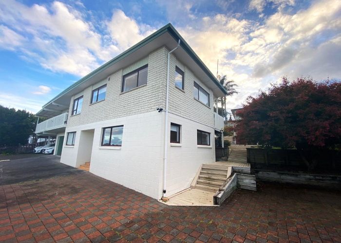  at 89 Chelsea View Drive, Chatswood, Auckland