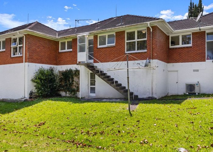  at 3/16 Dorchester Street, Meadowbank, Auckland
