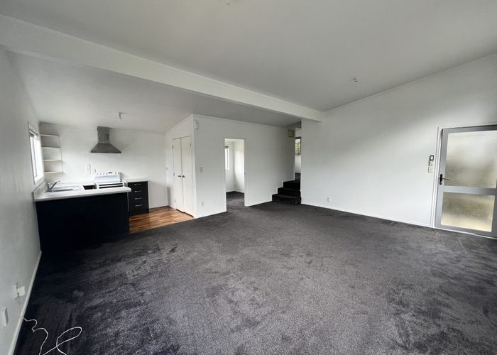  at Finn Pl, Totara Vale, North Shore City, Auckland