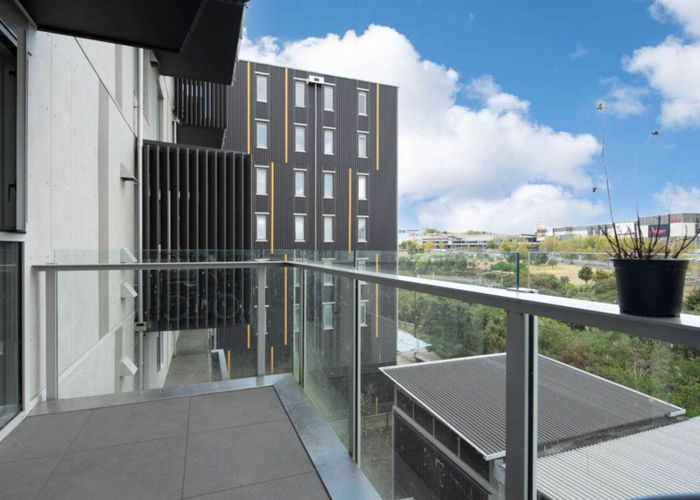  at 304/25 Don McKinnon Drive, Albany, North Shore City, Auckland