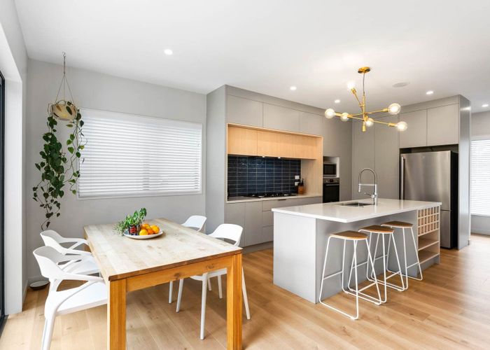  at 261B Glenfield Road, Hillcrest, North Shore City, Auckland