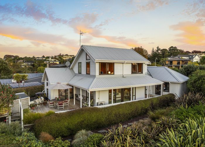  at 49 Charles Dickens Drive, Mellons Bay, Auckland