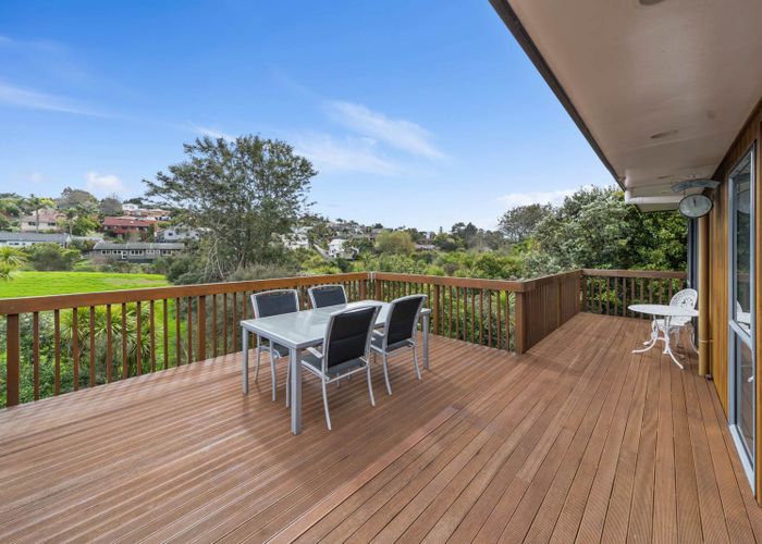  at 19 Bayside Drive, Browns Bay, Auckland
