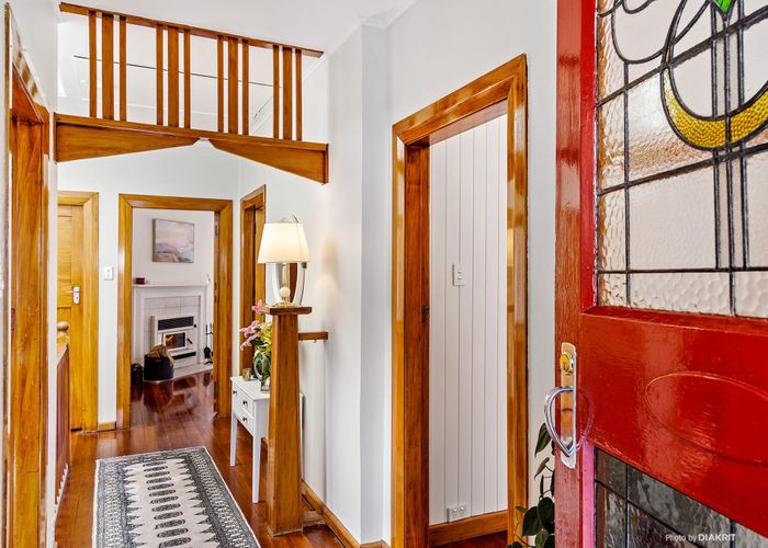  at 25 Eden Street, Island Bay, Wellington
