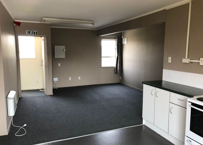  at 6B Botany Road, Howick, Auckland