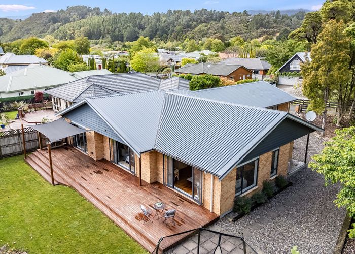  at 30 Carlow Grove, Birchville, Upper Hutt, Wellington