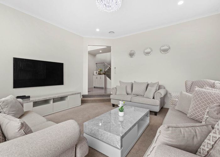  at 51 Mt Lebanon Crescent, The Gardens, Manukau City, Auckland