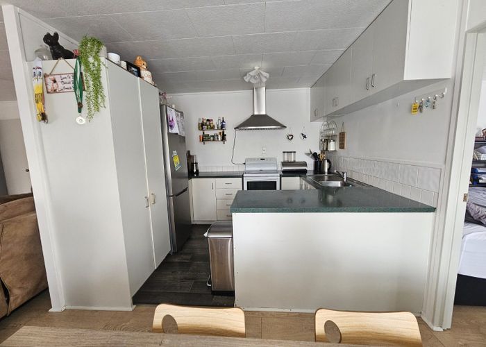  at 42 Riverton Drive, Randwick Park, Auckland