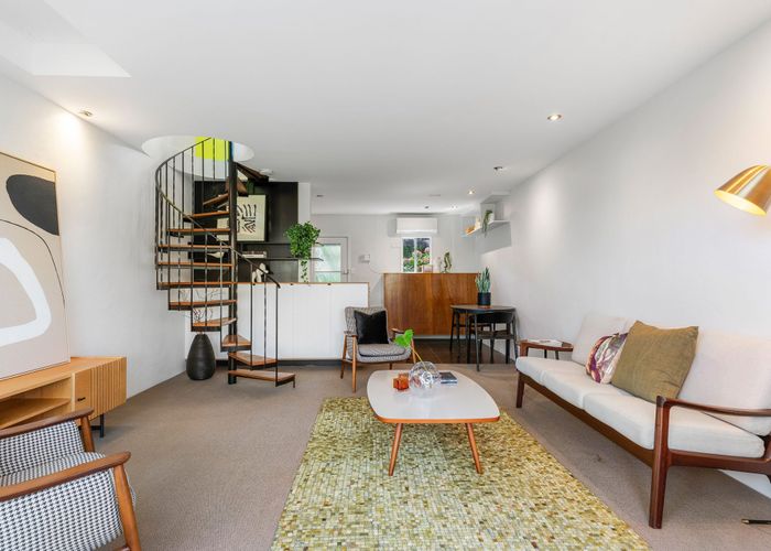  at 4/10 George Street, Mount Eden, Auckland