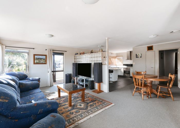  at 27 Te Arawa Place, Welcome Bay, Tauranga, Bay Of Plenty