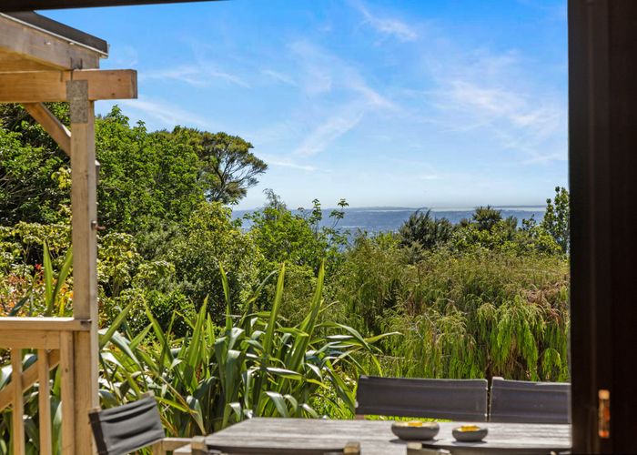  at 2 Tawari Road, Henderson Valley, Waitakere City, Auckland