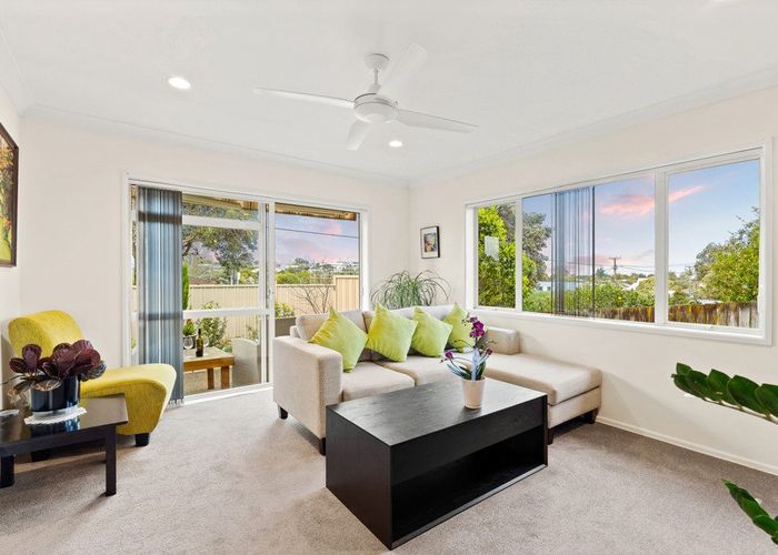  at 1/42 Bay Street, Red Beach, Rodney, Auckland