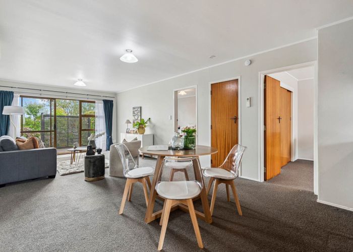  at 2/14 Menary Street, Papakura, Papakura, Auckland