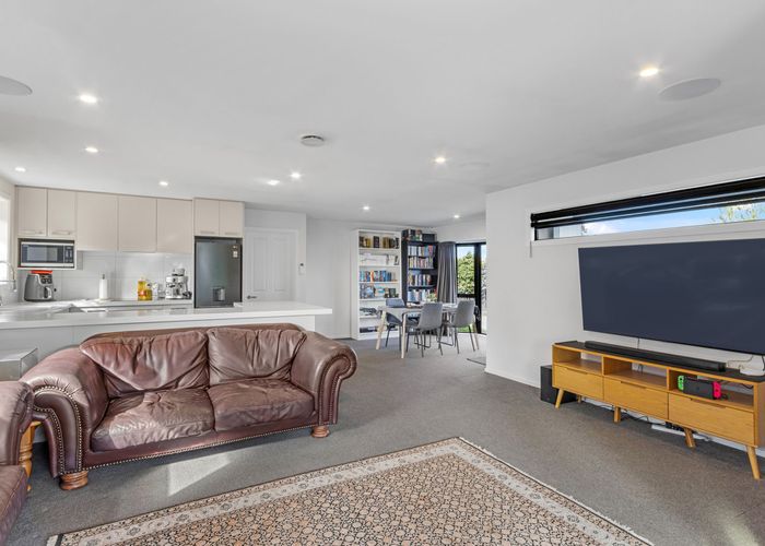  at 27 Momorangi Crescent, Redwood, Christchurch