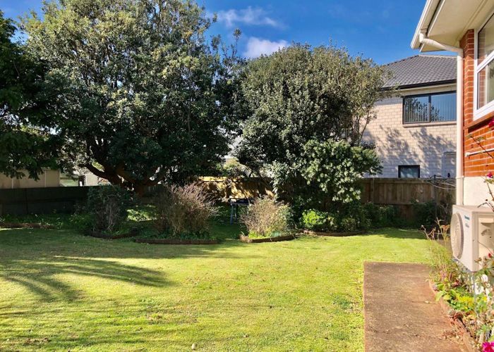  at 9 Edorvale Avenue, Papatoetoe, Manukau City, Auckland