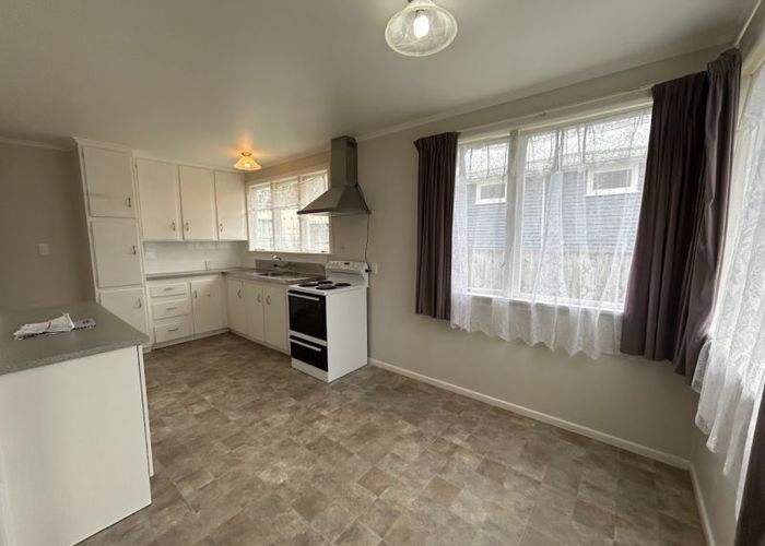  at 2 Boon St, Manurewa, Manukau City, Auckland