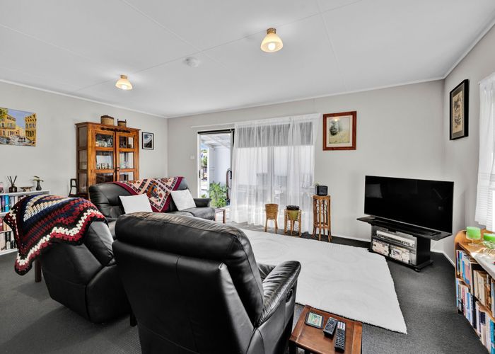  at 33 Herekawe Drive, Spotswood, New Plymouth, Taranaki