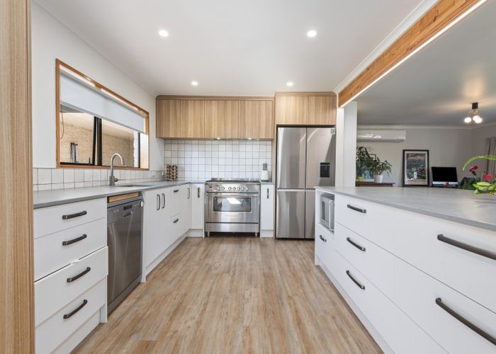  at 61 Turitea Road, Fitzherbert, Palmerston North