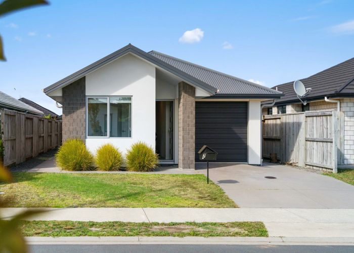  at 7 FONTANA STREET, Papamoa, Papamoa