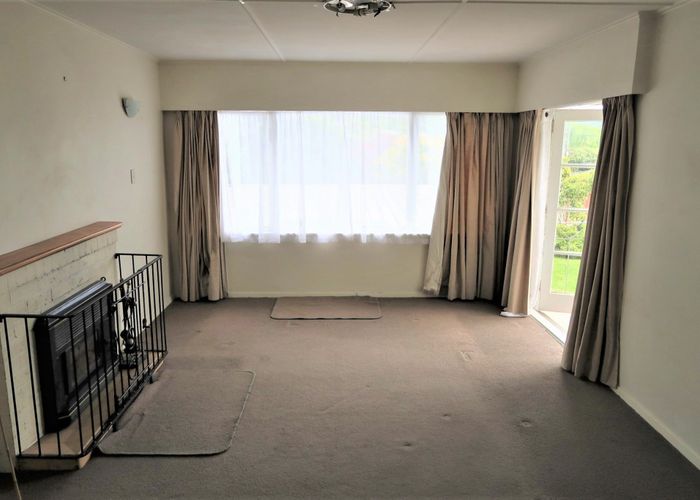  at 9 Holland Street, Wainuiomata, Lower Hutt, Wellington