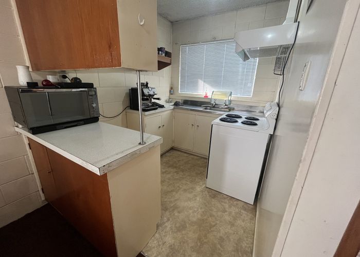  at 2/1 Torrington Avenue, Frankton, Hamilton, Waikato