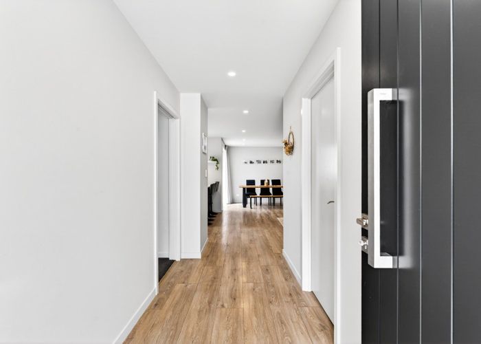  at 77 Oak Road, Poraiti, Napier, Hawke's Bay