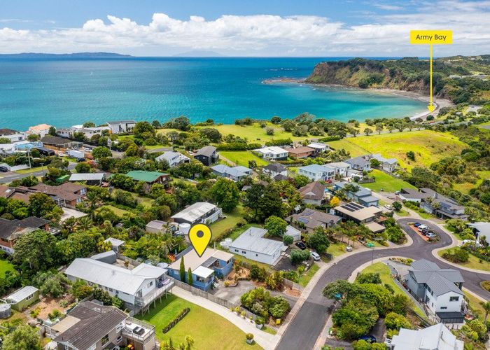  at 15 Kotanui Avenue, Army Bay, Rodney, Auckland