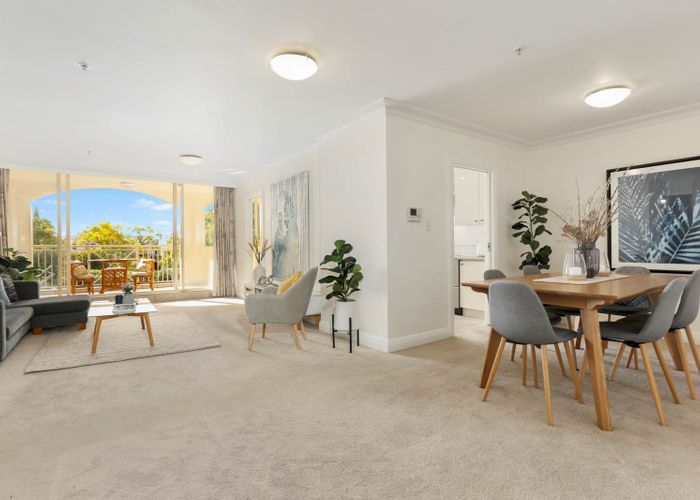  at 102/8 Middleton Road, Remuera, Auckland