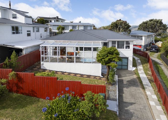  at 10 Erris Street, Johnsonville, Wellington, Wellington