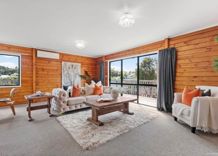  at 2/50 Elliott Avenue, Bayview, Auckland