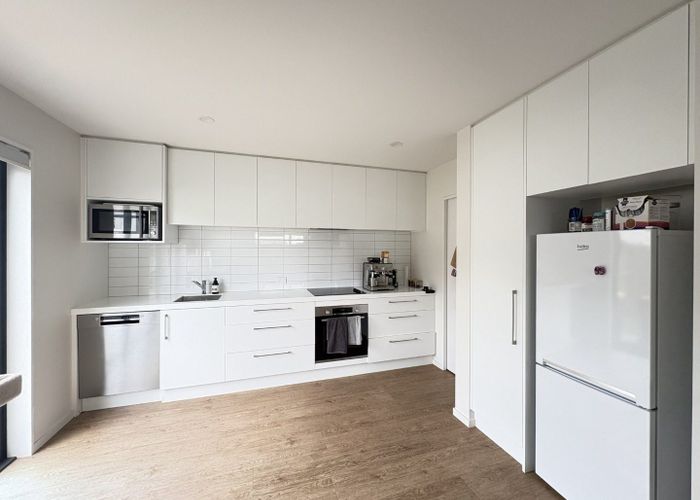  at 2/112 Burke Street, Sydenham, Christchurch City, Canterbury