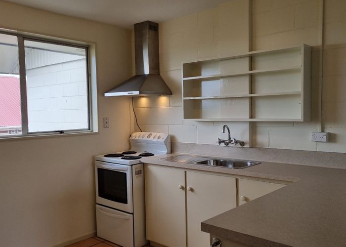  at 4/72 Fairfield Avenue, Addington, Christchurch City, Canterbury