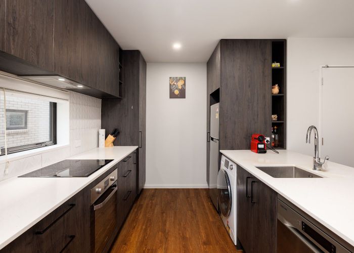  at 2/327 Lincoln Road, Addington, Christchurch