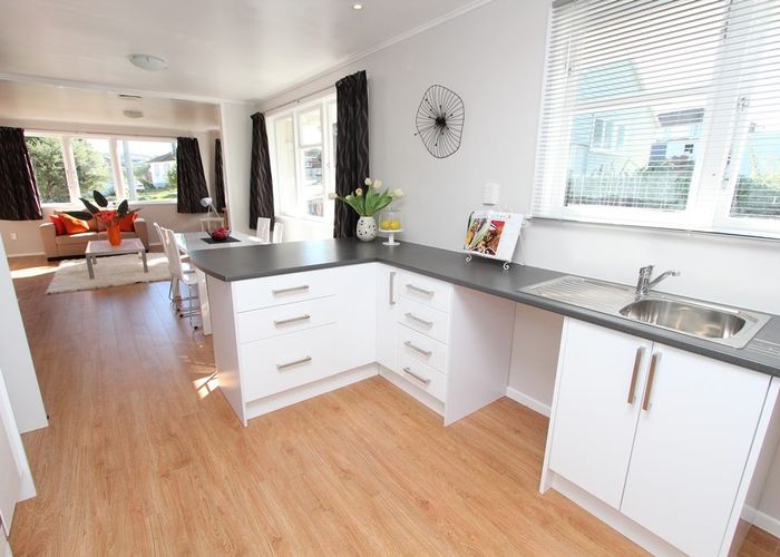  at 6 Fawn Street, Cannons Creek, Porirua