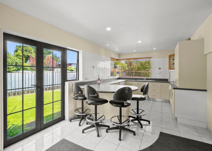  at 2336 South Road, Okato