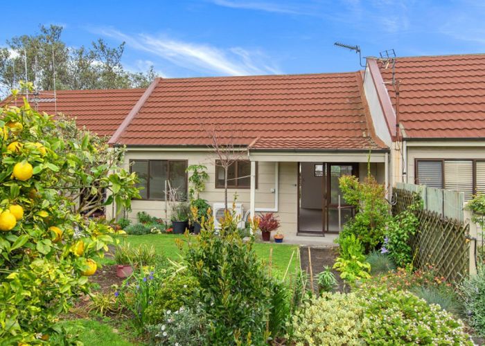  at 11B Kingfisher Way, Te Kowhai, Hamilton
