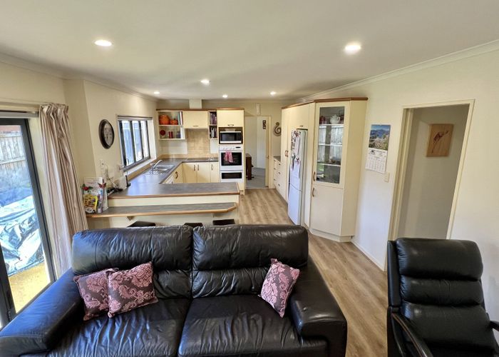  at 9 Buckingham Place, Rototuna, Hamilton, Waikato