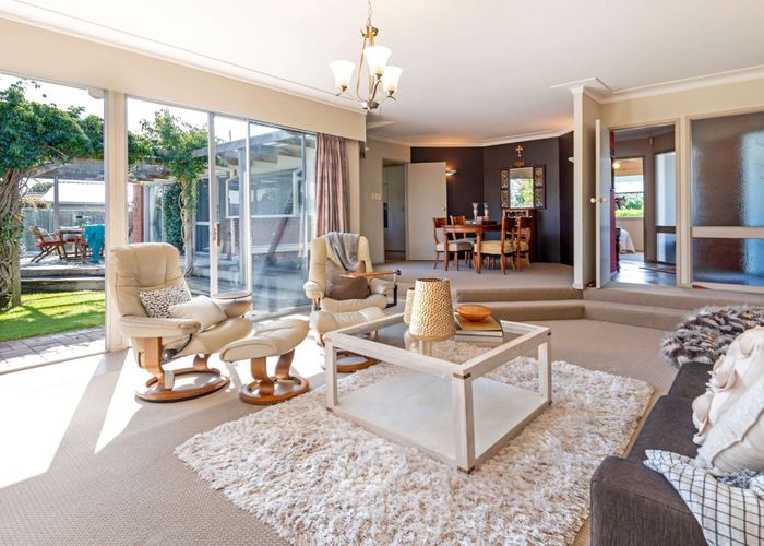  at 10 Roadley Avenue, Sunnyhills, Auckland