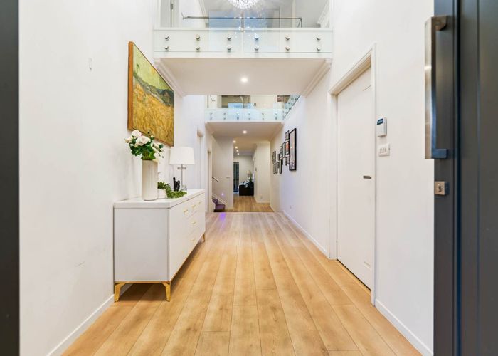  at 17  Evelina Lane, Flat Bush, Manukau City, Auckland