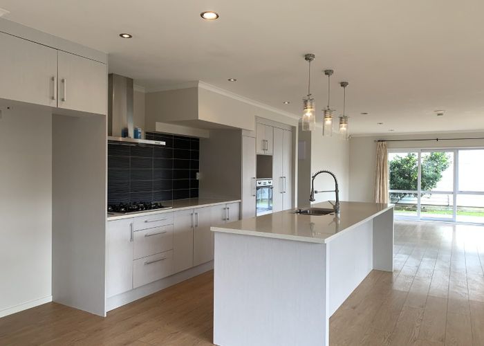  at 16 Tarapiroe Avenue, Takanini, Papakura, Auckland