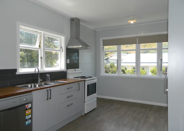  at 37 Thornley Street, Titahi Bay, Porirua, Wellington